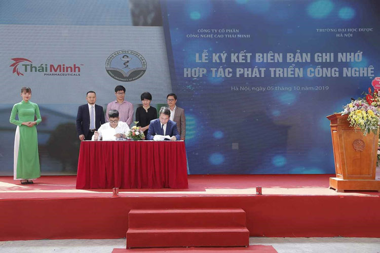 Lễ ký kết hợp tác phát triển công nghệ giữa Thái Minh và Đại học Dược Hà Nội