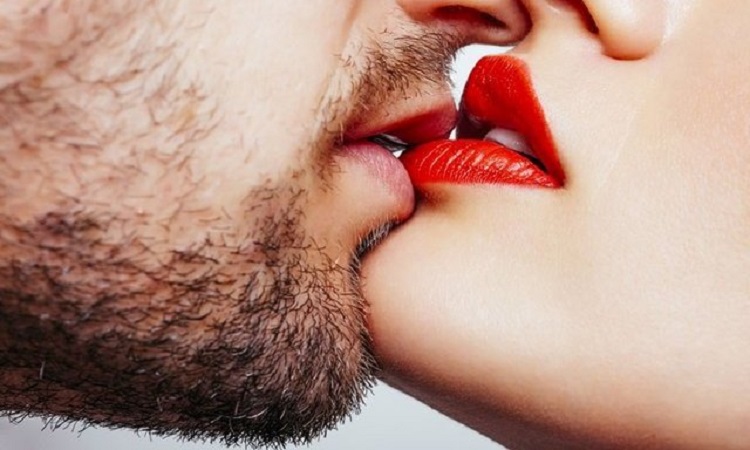đàn ông có thích hôn môi không
